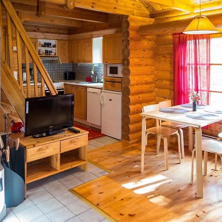 Holiday Home Yllaeksen Tunturihonkamaja A 1 By Interhome Äkäslompolo المظهر الخارجي الصورة